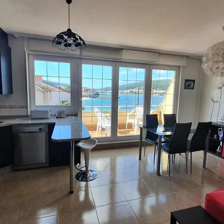 Terraza A La Playa Corcubión